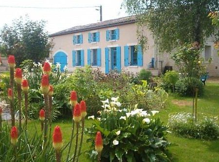 Bed and Breakfast Maison D'Hotes La Chabanaise - Marais Poitevin Cramchaban Exteriér fotografie